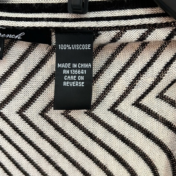 Anne French sleeveless shawl - Picture 4 of 7